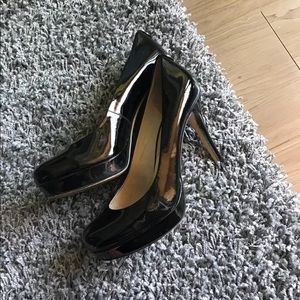 Black Michael Kors MK heels pumps